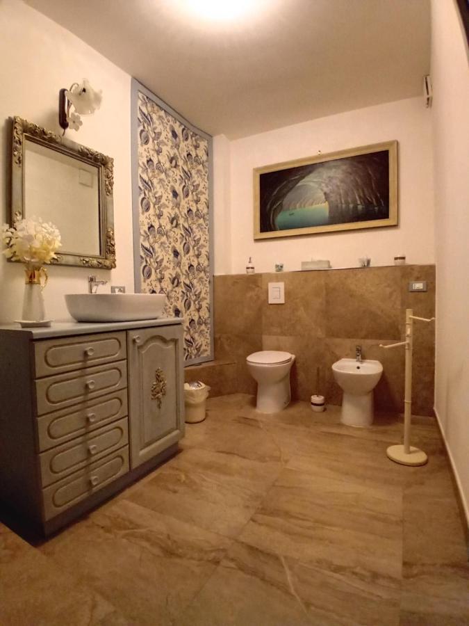Emari Home Gaeta Buitenkant foto